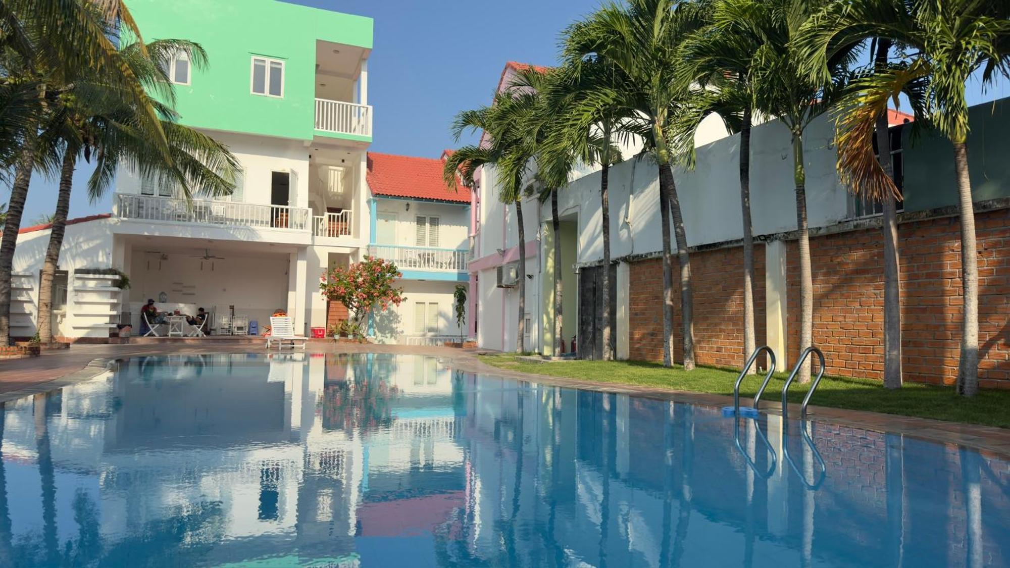 Mui Ne Volga Hotel & Apartments Фантхьет Экстерьер фото
